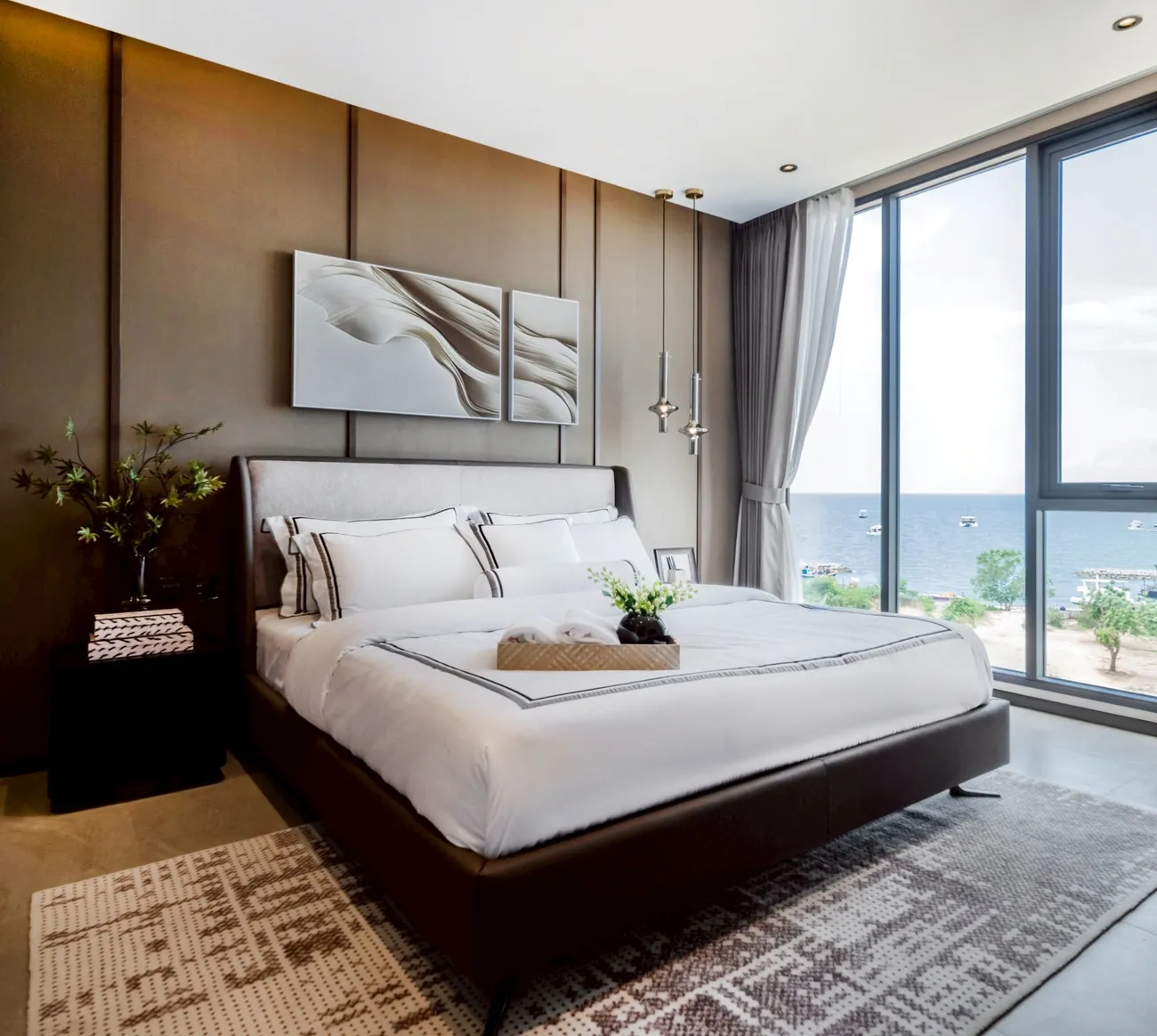 Bedroom with sea view