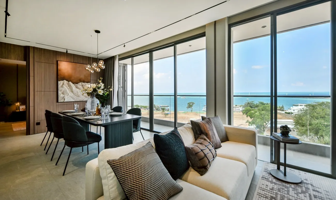 Living room with sea view